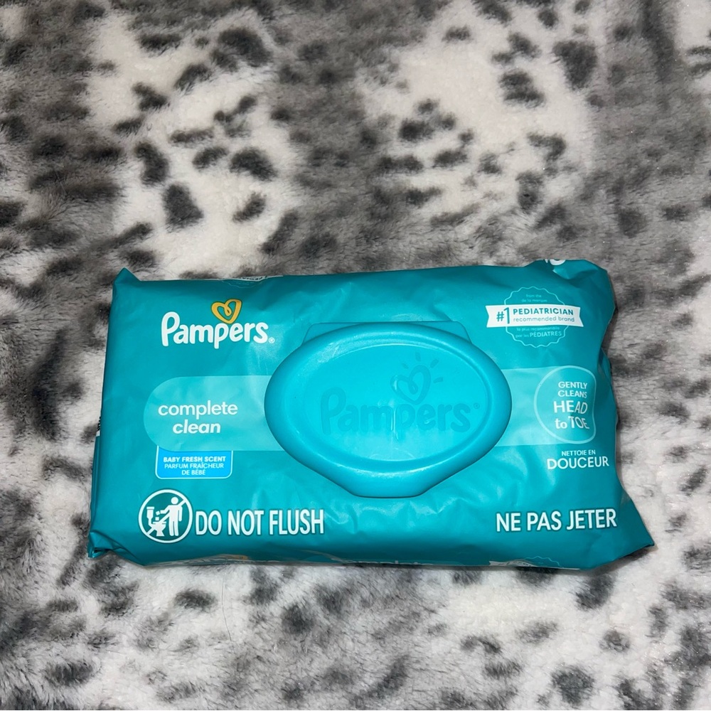 Pampers wipes